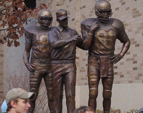 12 custom memorial statue