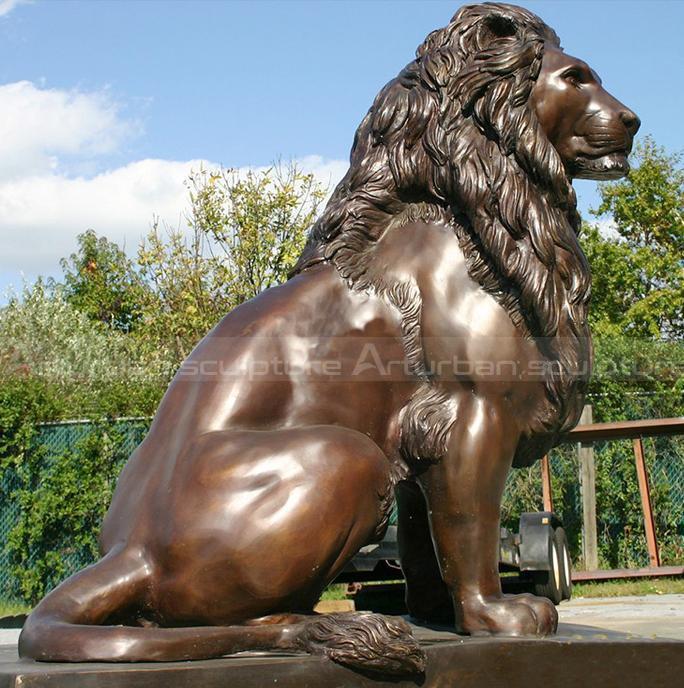 sitting lion statue