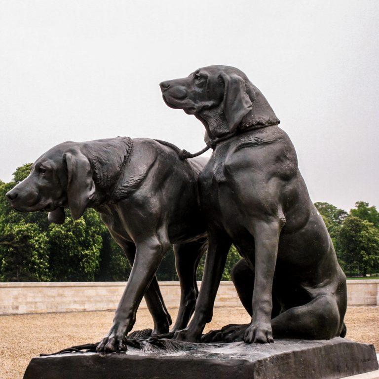 Dog Memorial Statue,Bronze Two Hounting Dog Statue
