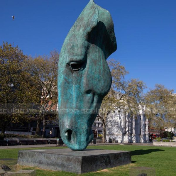 metal horse head sculpture