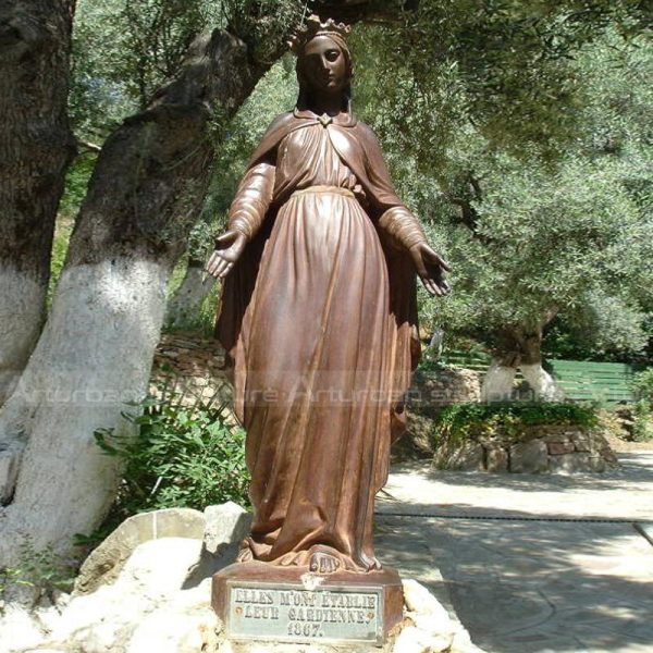 Mary Garden Statue