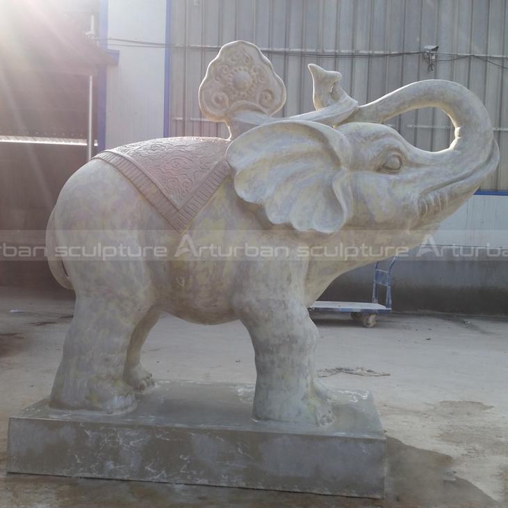 resin elephant statues