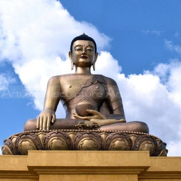 sakyamuni buddha statue