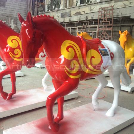  lexington painted horse statues