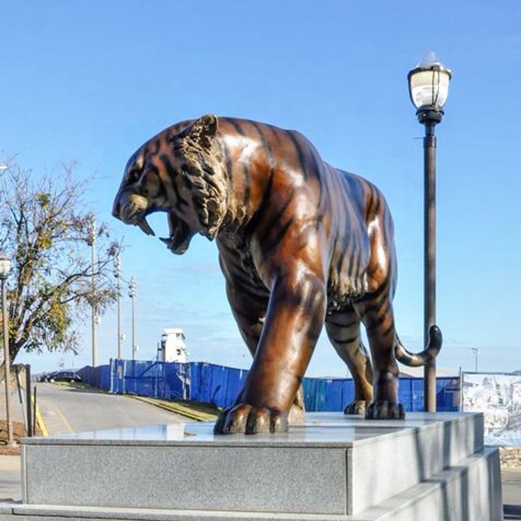 outdoor tiger sculpture