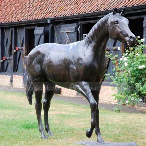 bronze horse sculpture