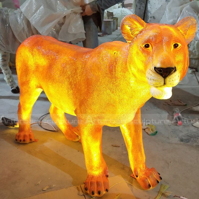 realistic lion sculpture