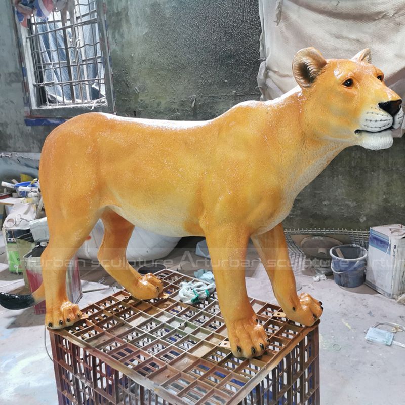 fiberglass lion statue