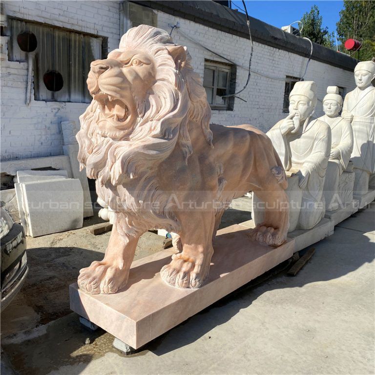 statue de lion en marbre à vendre