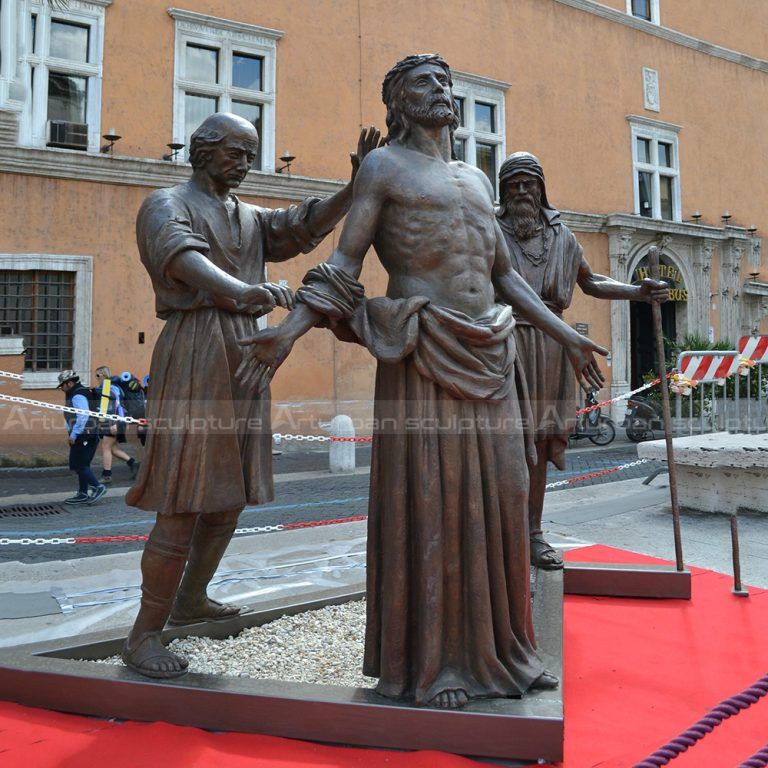 escultura da crucificação de Jesus