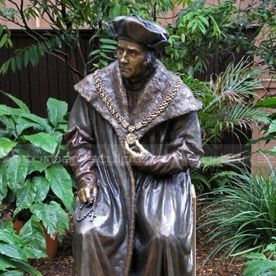 saint thomas more statue