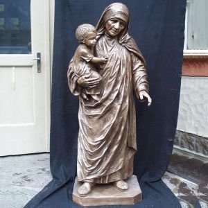 mother teresa sculpture