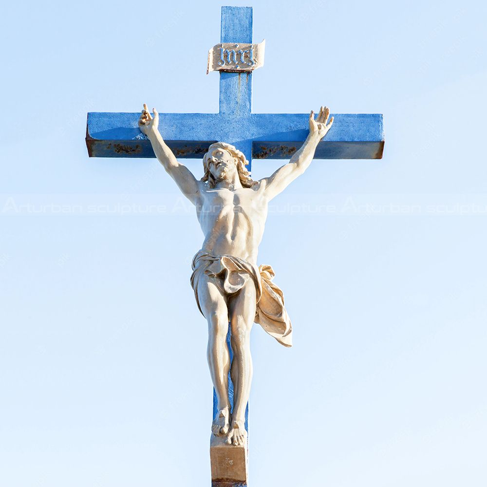 jesus crucifix statue