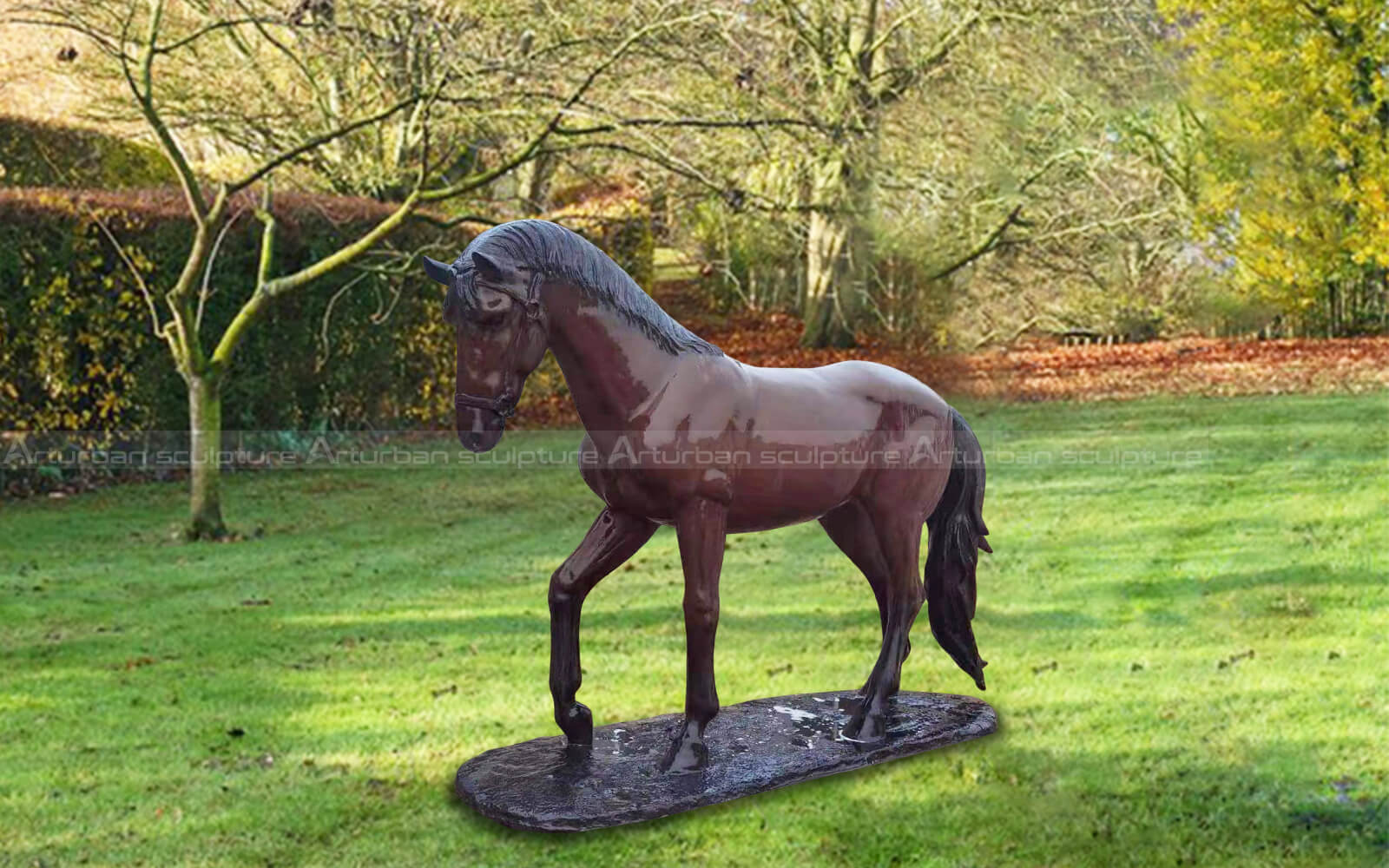 bronze horse statue