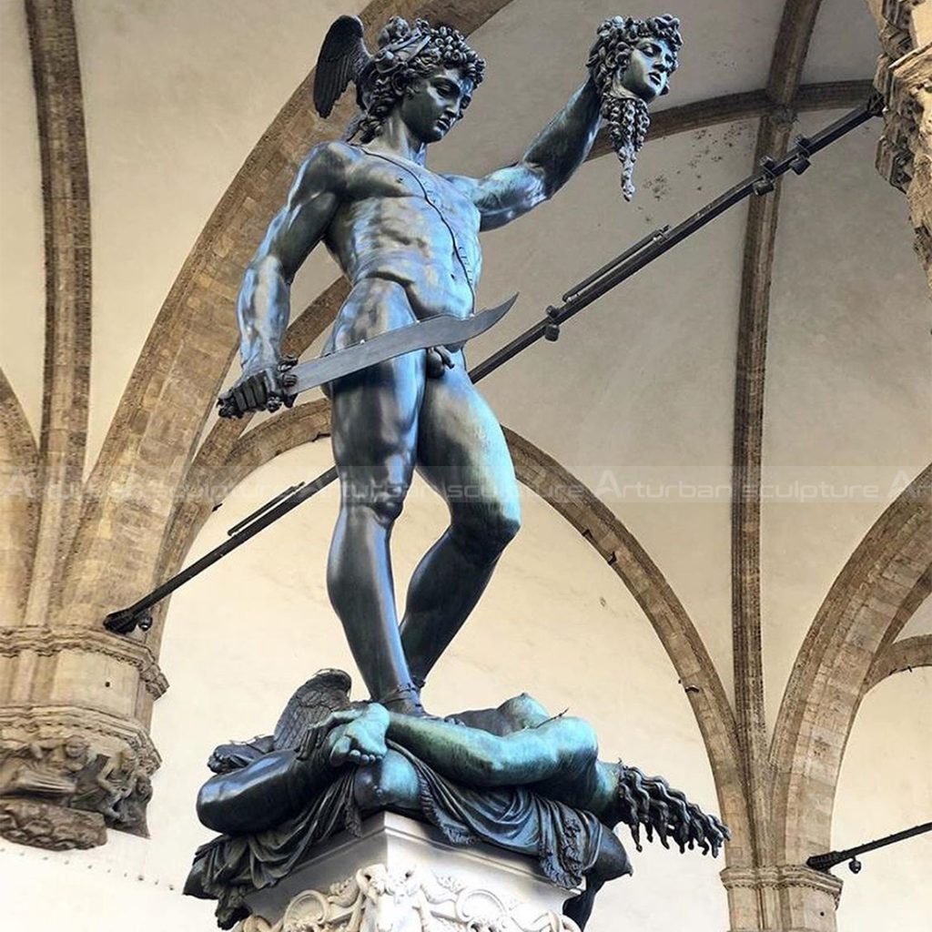 Perseus with the head of Medusa statue 