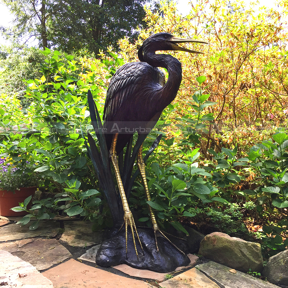 heron sculpture