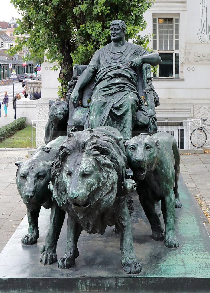 life size bronze lion statue