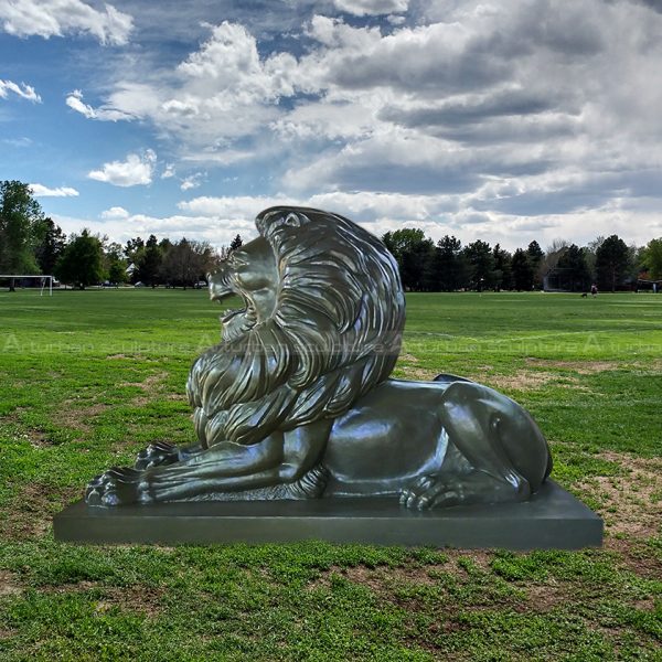 sitting lion garden statue