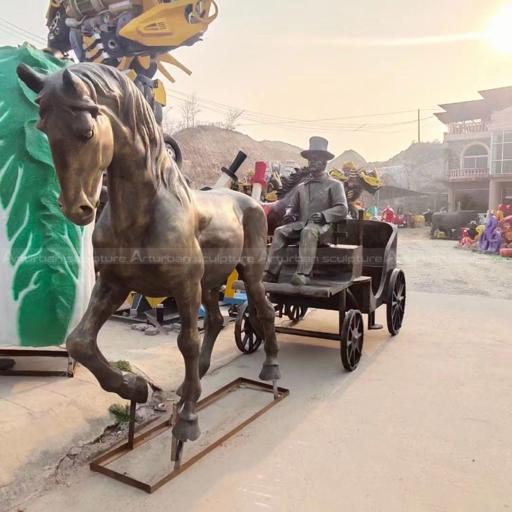 horse and carriage statue