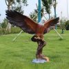 bald eagle garden statue