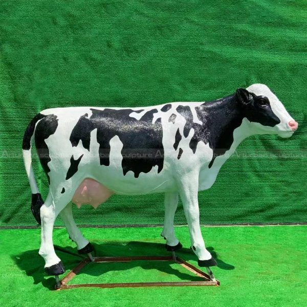 dairy cow statue