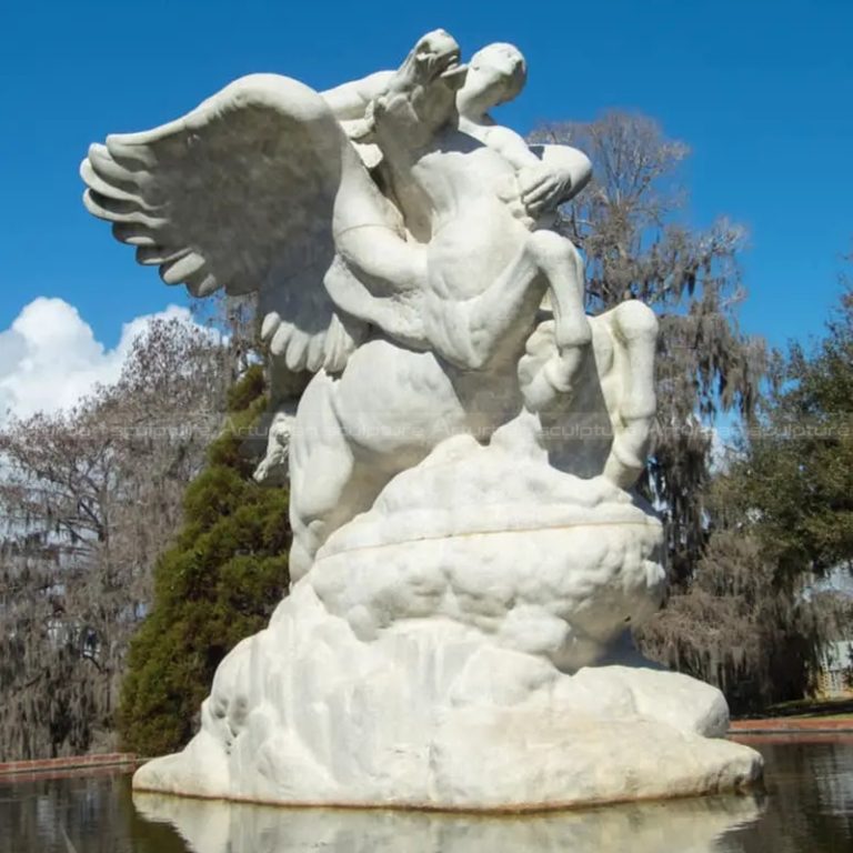 تمثال حصان بيغاسوس