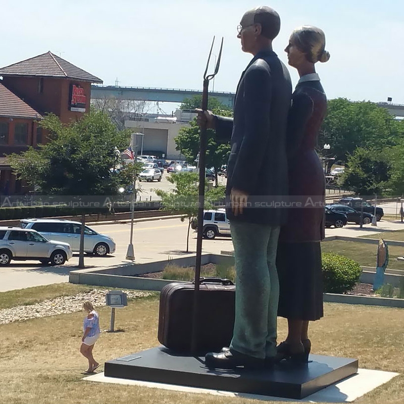 Giant American Gothic Statue