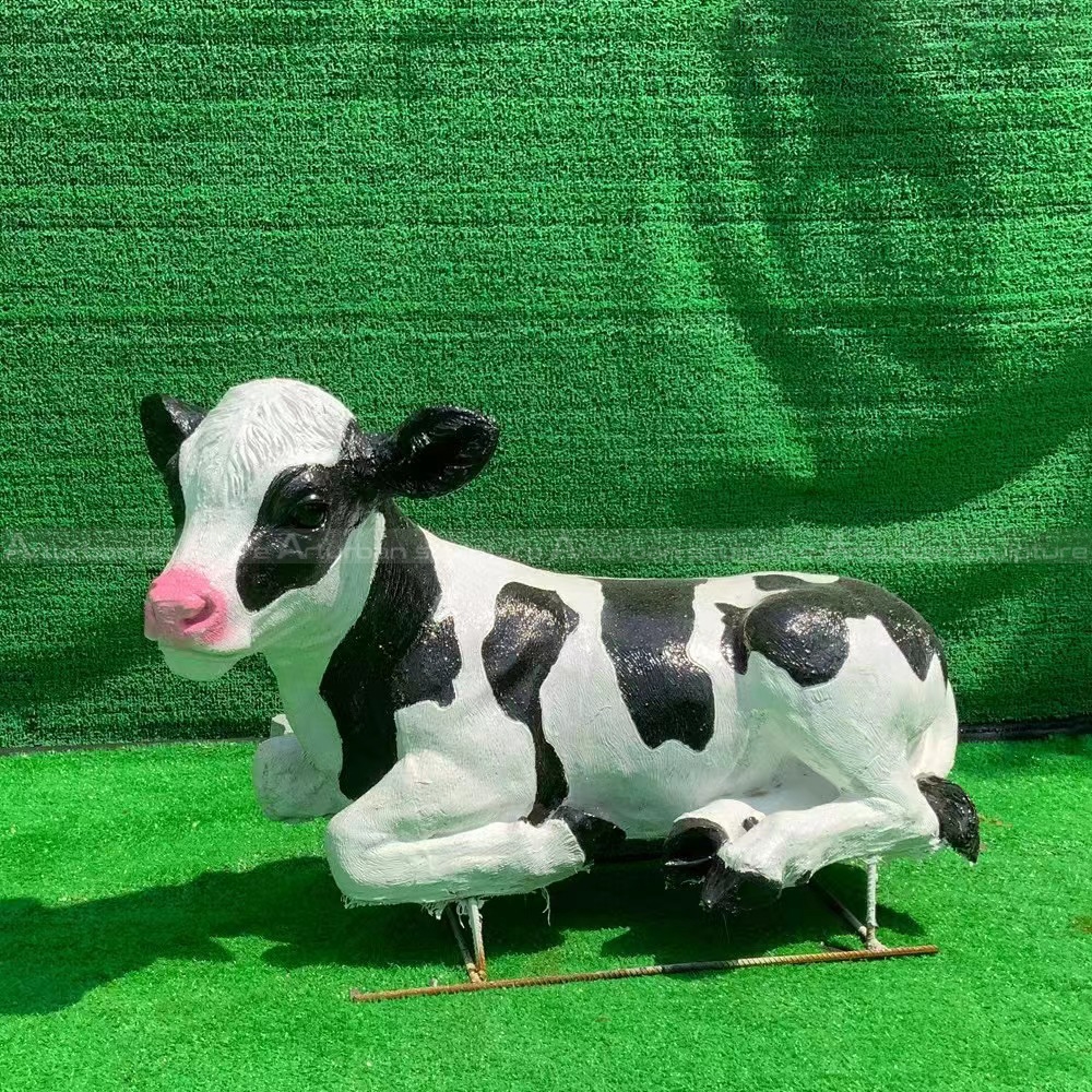 dairy cow statue