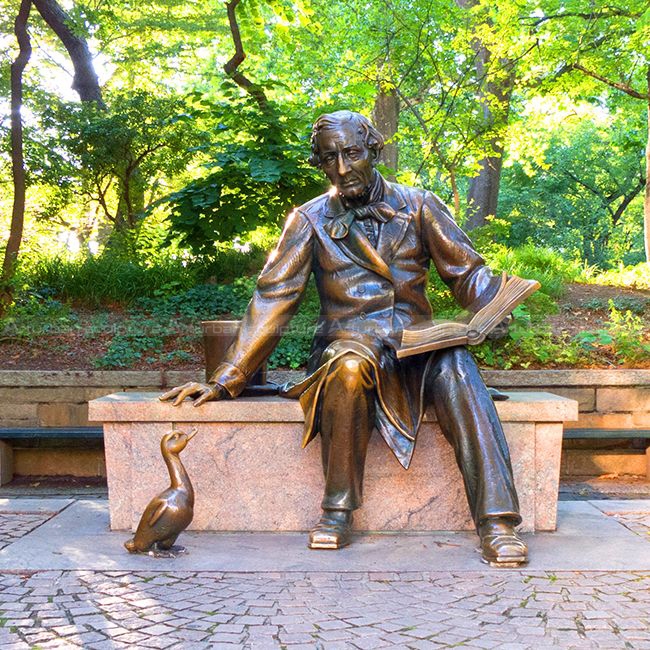 statue of hans christian andersen