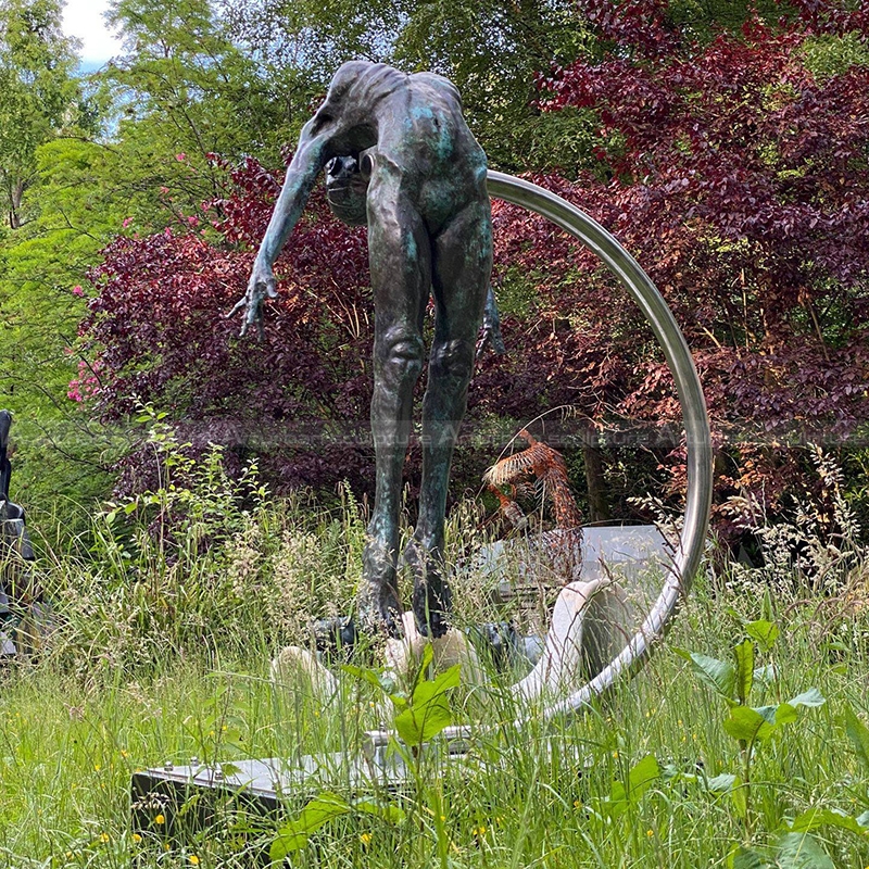 dancing lady sculpture