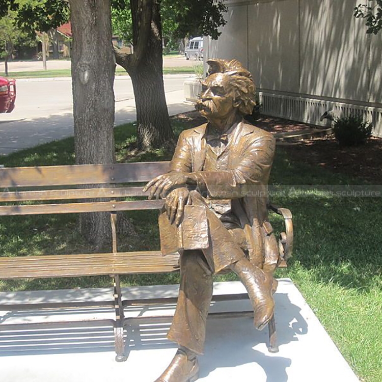 mark twain bench sculpture