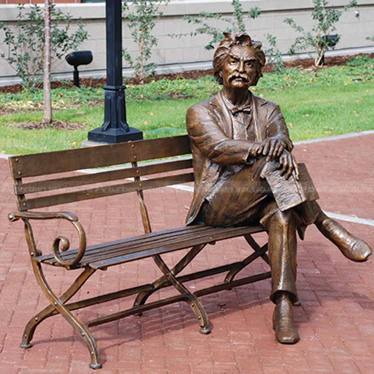 mark twain bench sculpture