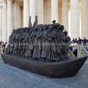 boat statue in st peter's square