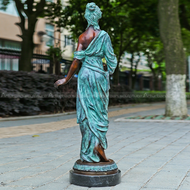 grecian woman statue
