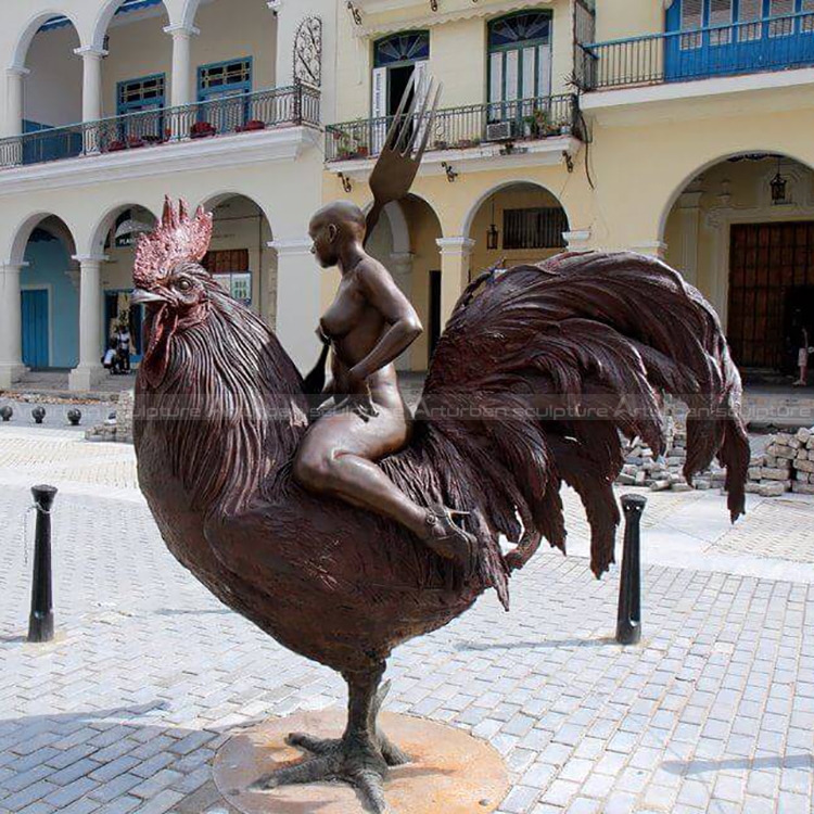 giant rooster sculpture