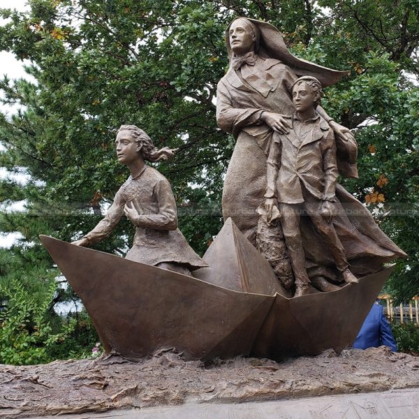 mother cabrini statue