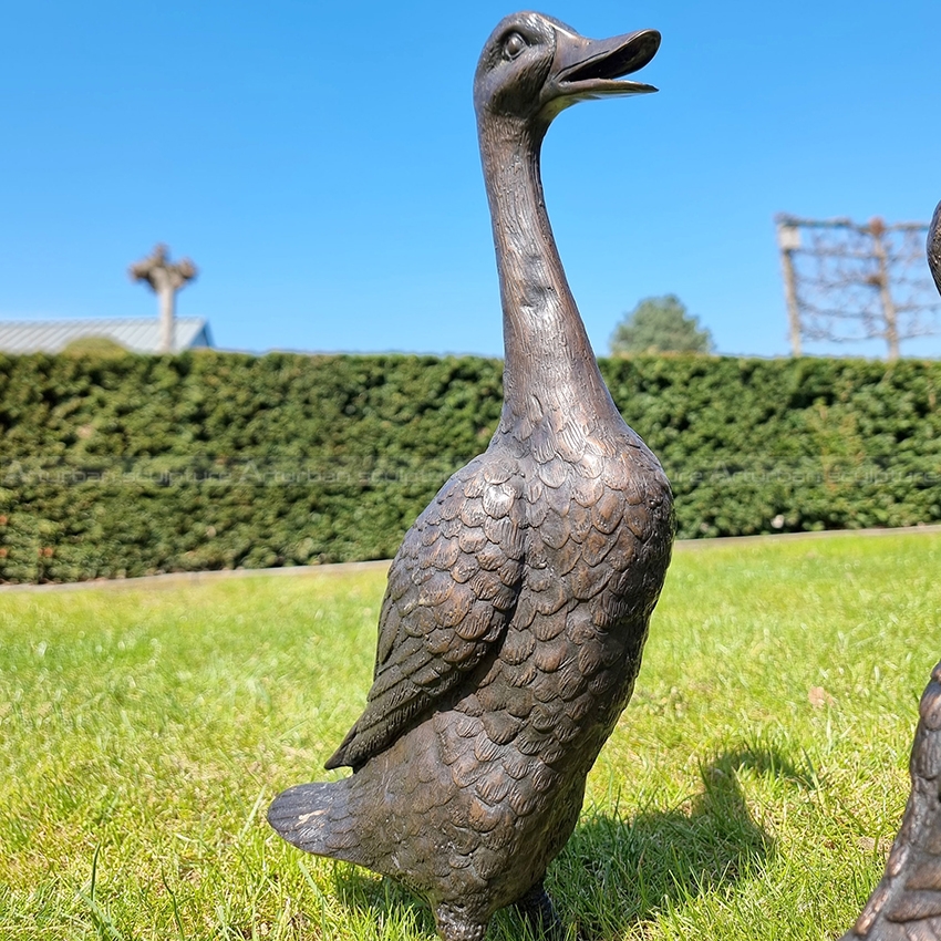 duck family garden statues