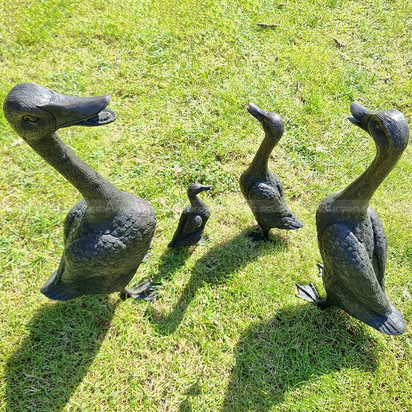 duck family garden statues