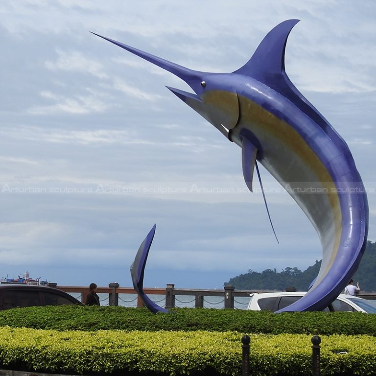 Statue de marlin bleu