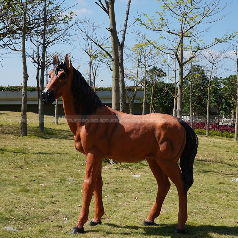 real life size horse statue