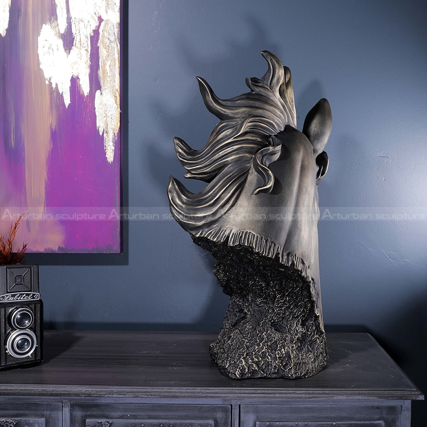 horse head home decor