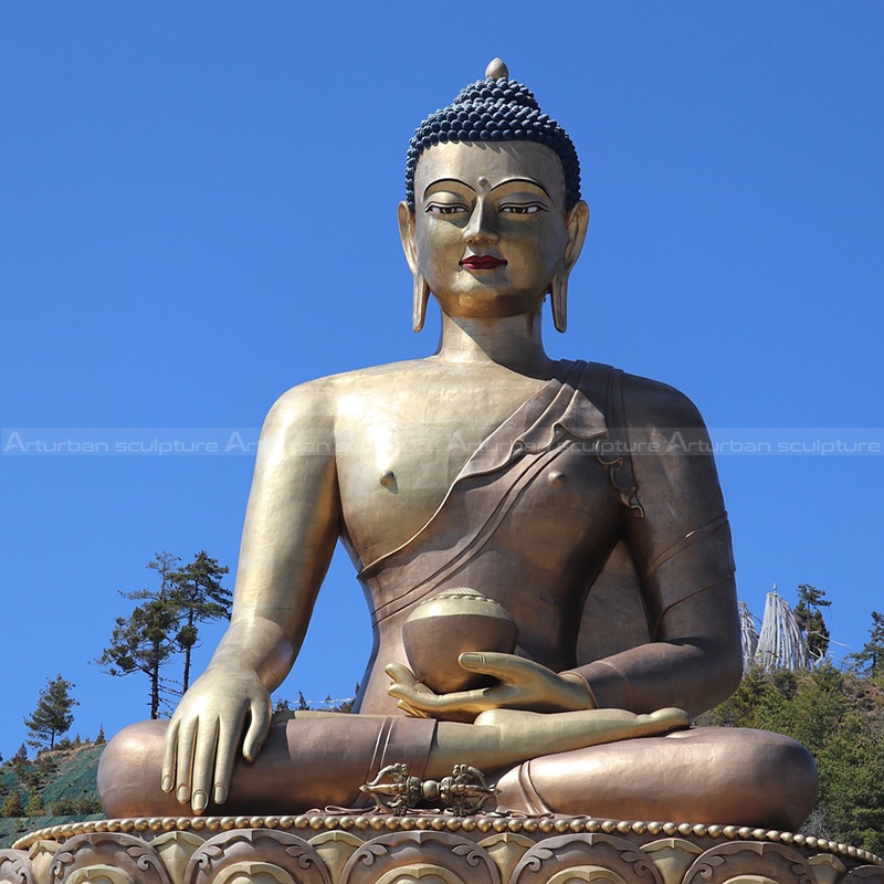 buddha statue outdoor large