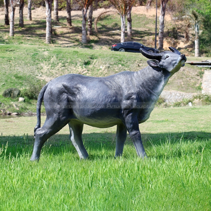 buffalo garden statue