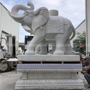elephant statue for entrance