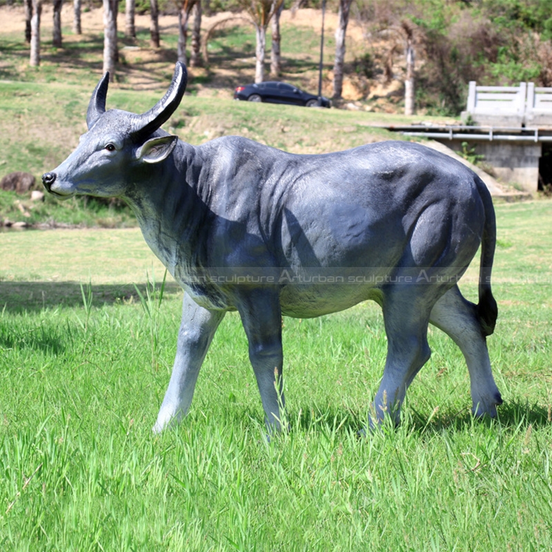 buffalo garden statue