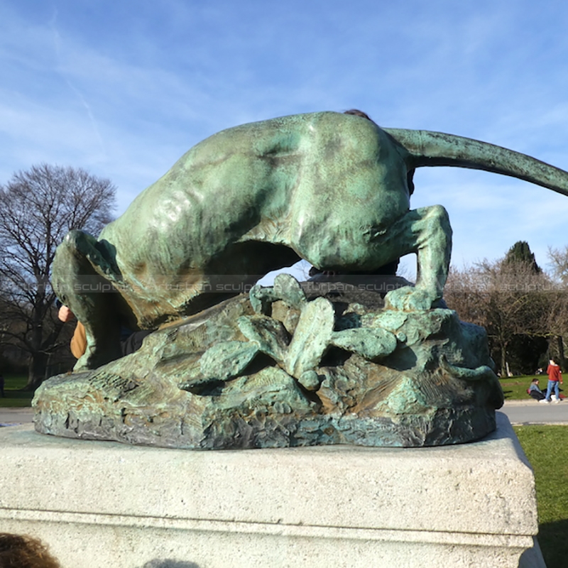 lion and serpent sculpture