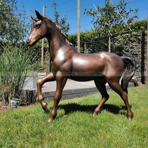 horse figurines for sale