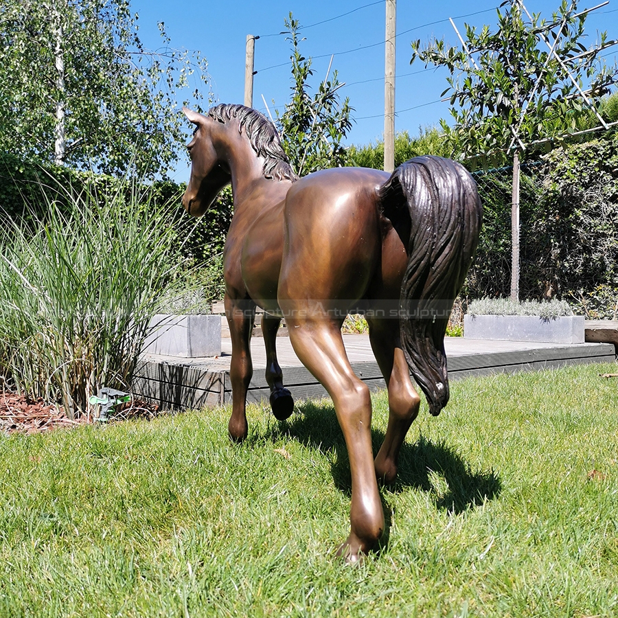 horse figurines for sale