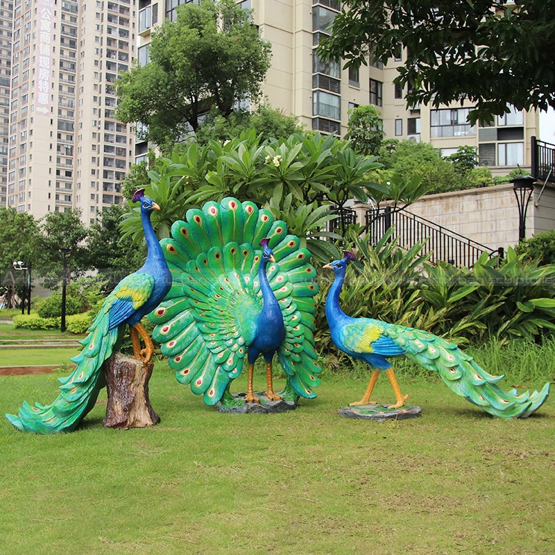 peacock garden sculpture