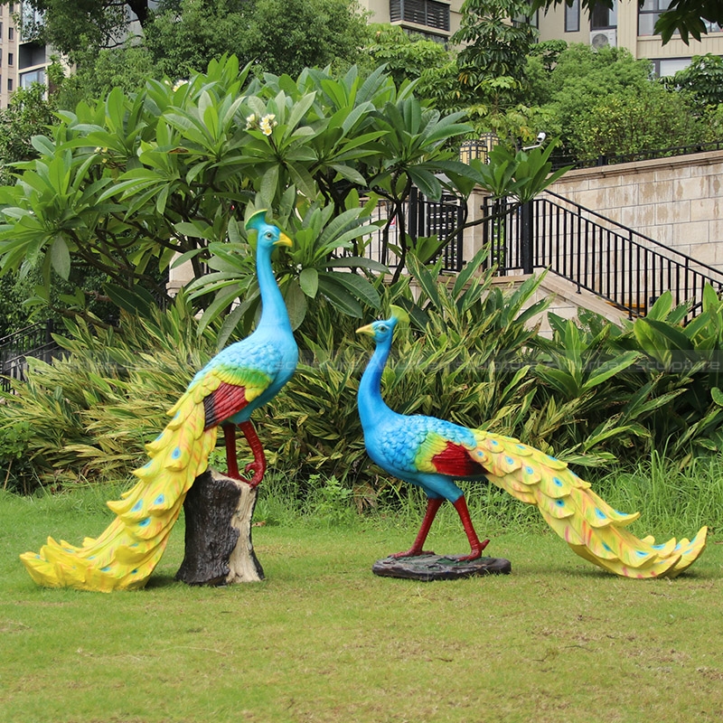 peacock garden sculpture